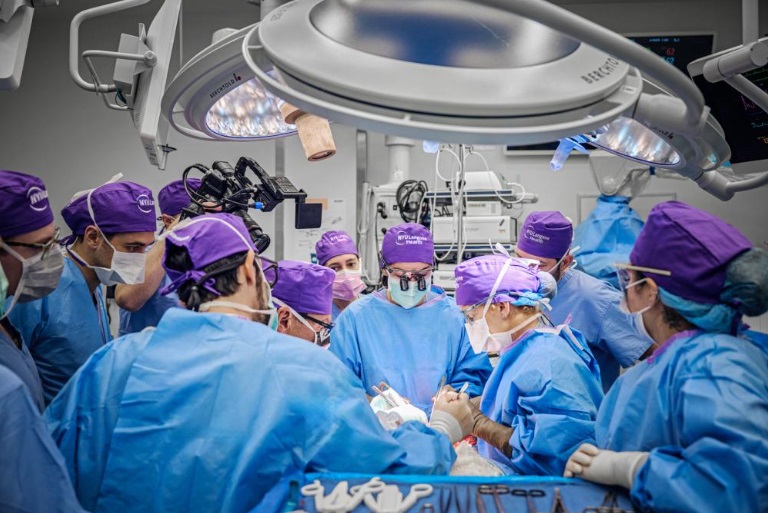 Whole eye transplant World's first successful surgery